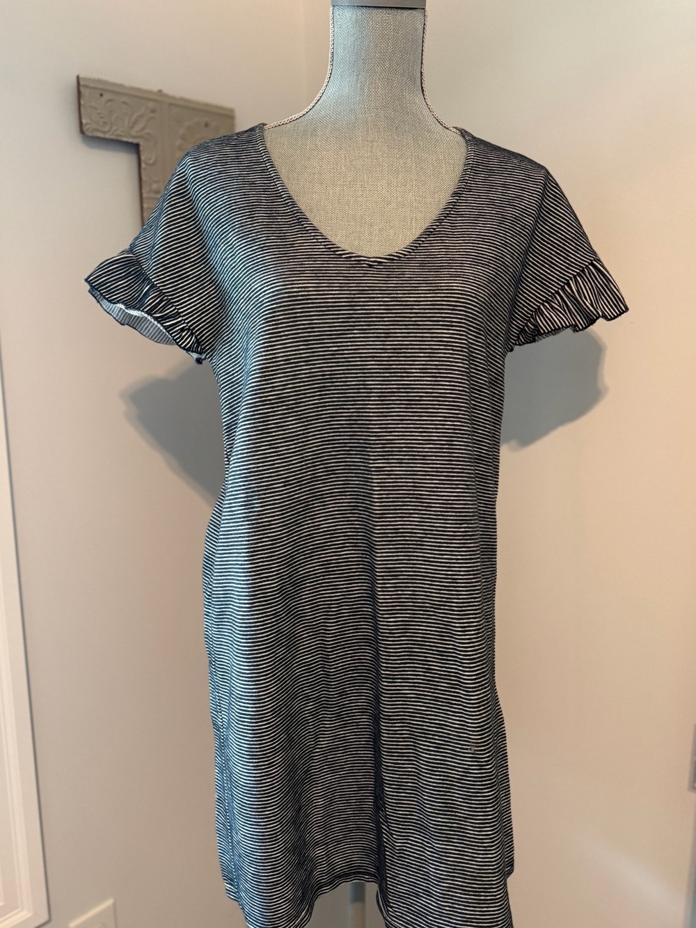 MANGO V-neck Shift Dress Ruffle Short Sleeves striped nautical preppy casual